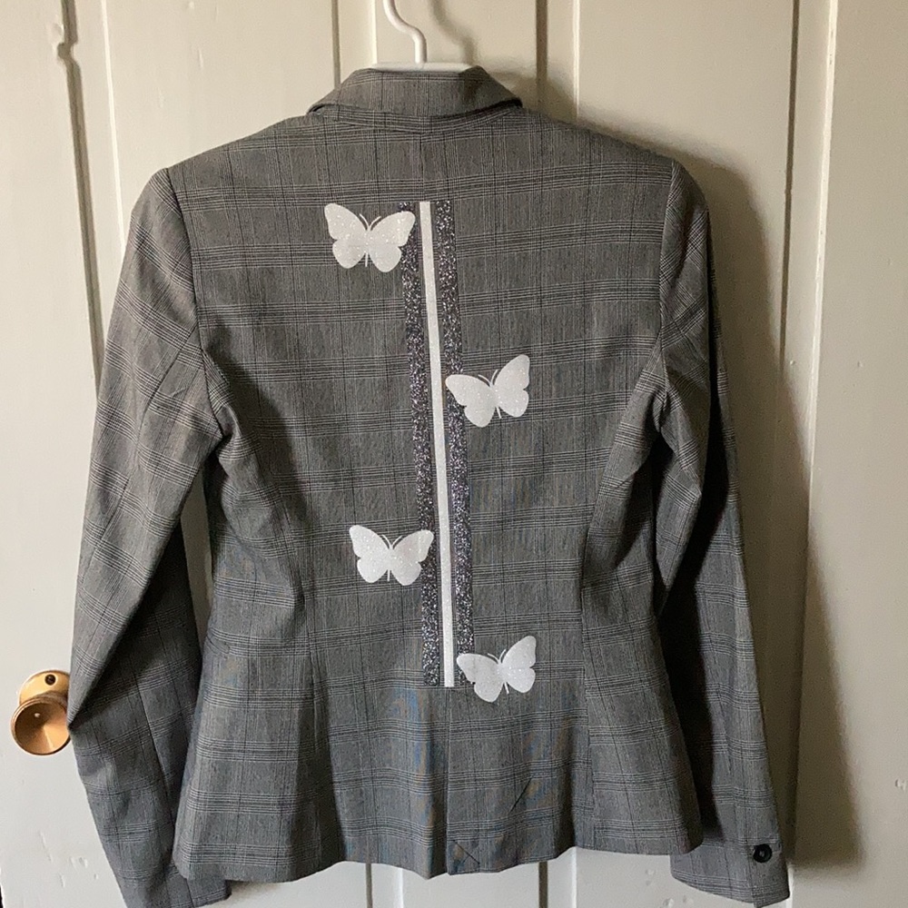 Hipchik Couture spring/summer blazer.